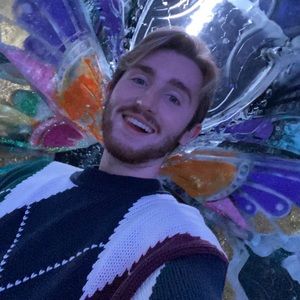 Meet your Posher, Everett